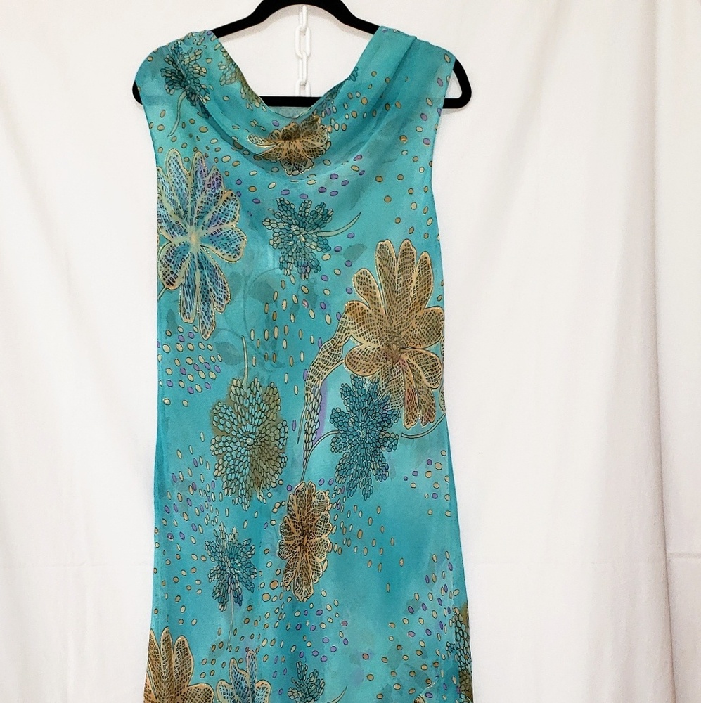 Variations Sleeveless High Low Dress Medium